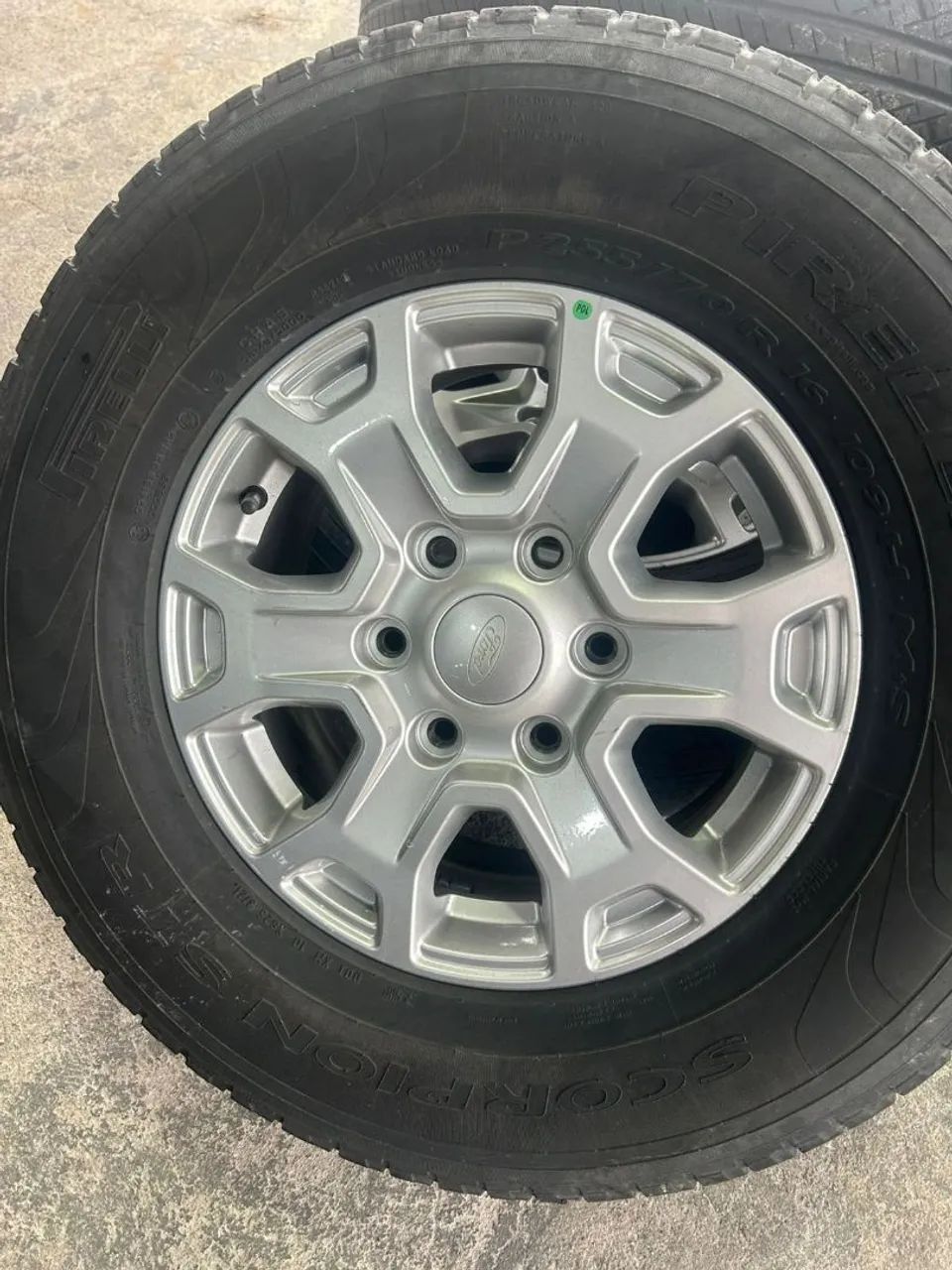RODAS FORD