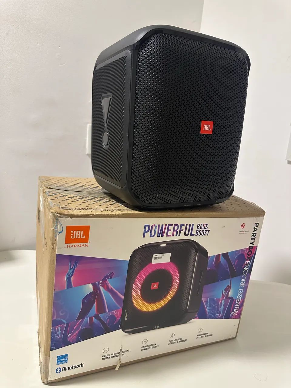 Caixa JBL Ultimate 