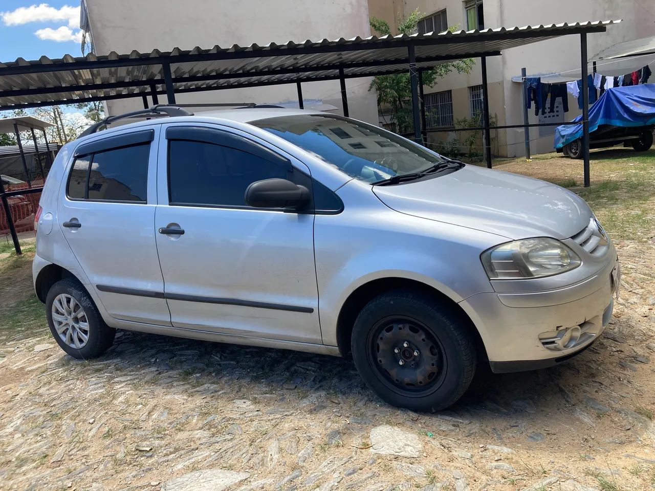Vendo Fox 2006 completo 