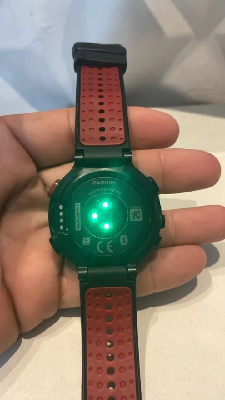 Relógio Smartwatch Garmin forerunner 235 - Foto 4