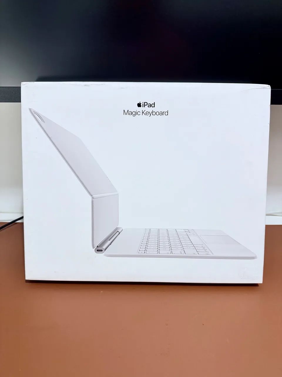 iPad Air 13 Magic Keyboard White  - Foto 4