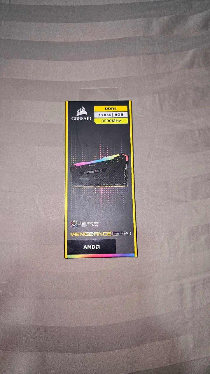 Memoria Ram Corsair DDR4 8GB 3200MHZ VENGEANCE PRO RGB - Foto 2