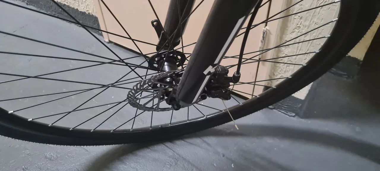 Bicicleta aro 29 novíssima  - Foto 4