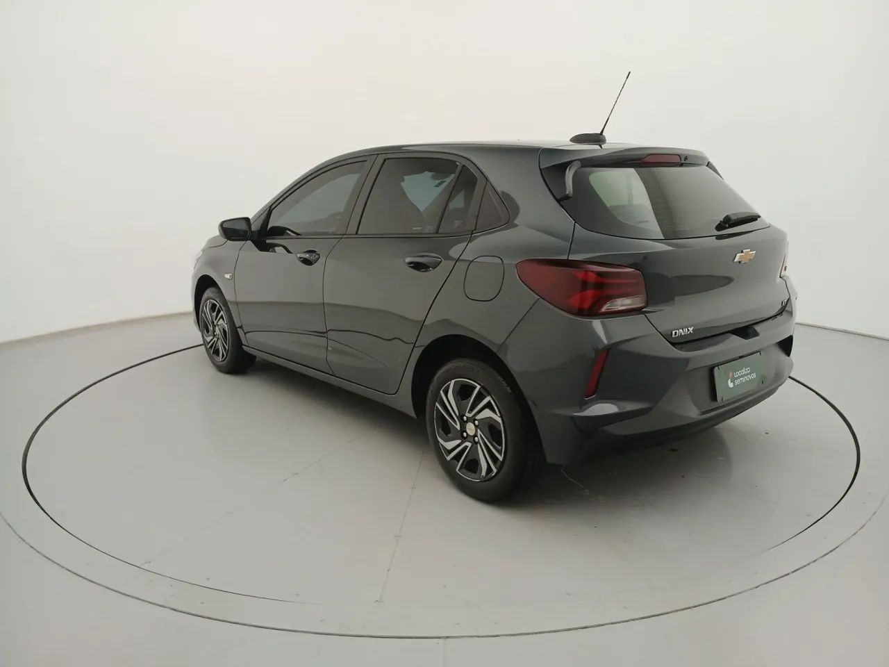 Chevrolet Onix Hatch LT 1.0 12V Flex Mec. 4P, foto 3 de 10
