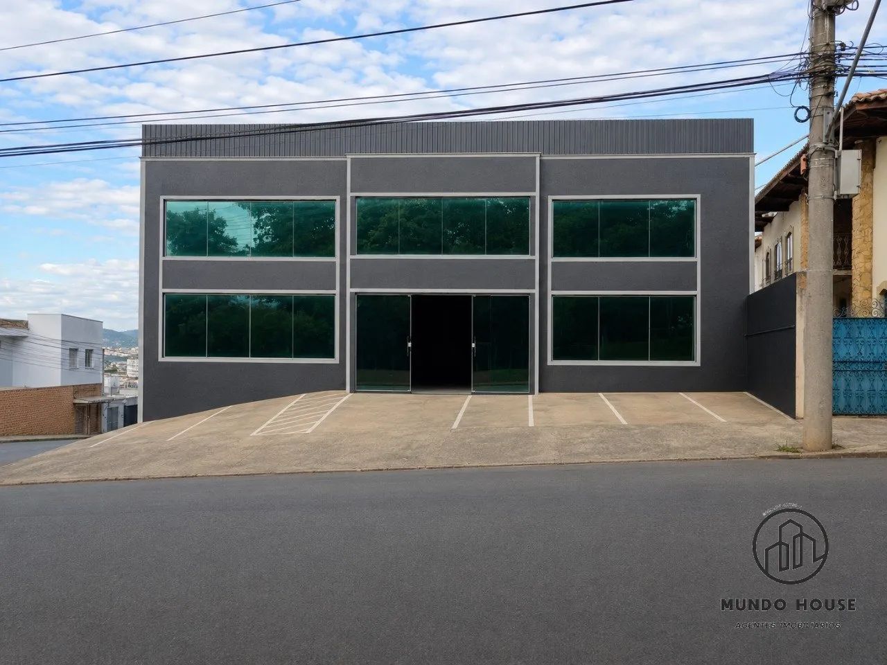 Prédio Comercial Moderno com 589m² na Zona Central de Sorocaba - Foto 3