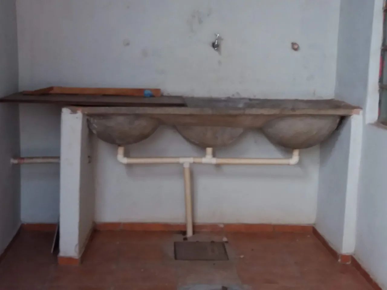 Vendo 2 casas em um terreno - Foto 4
