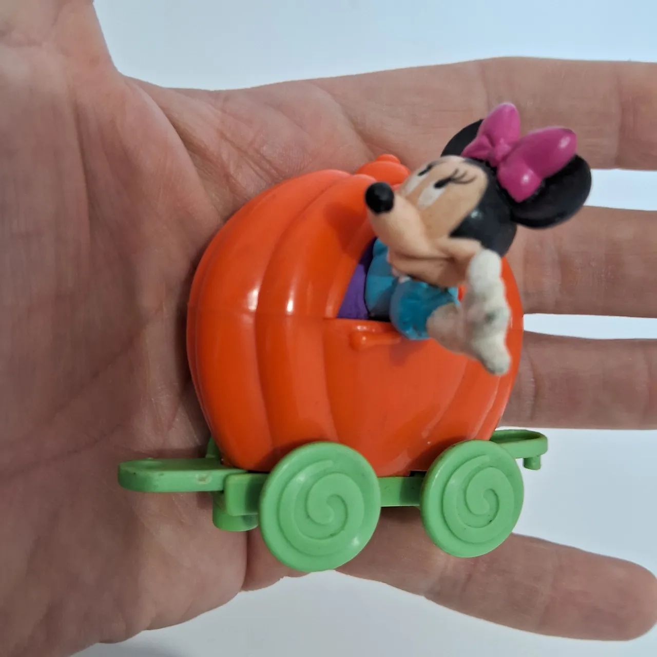 Disney - Minnie Colecionável  - Foto 5