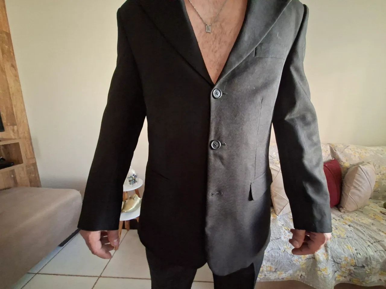 CONJUNTO DE TERNO SEMI NOVO - Foto 4