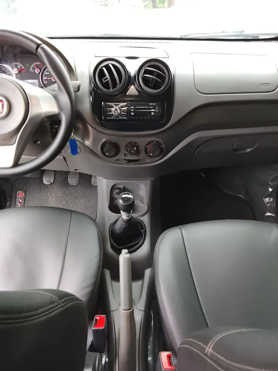 Fiat Palio Attractive 1.0 EVO Fire Flex 8V 5P 2014 - Foto 3