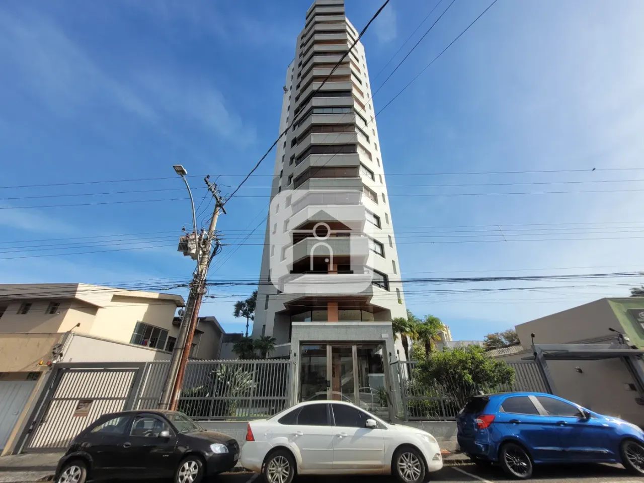 Apartamento para locação e venda bo bairro Centro