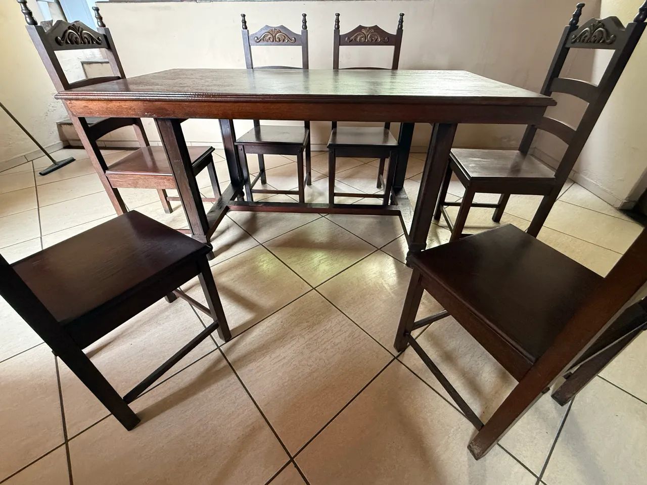 Mesa Sucupira com 6 cadeiras e Baú  - Foto 2