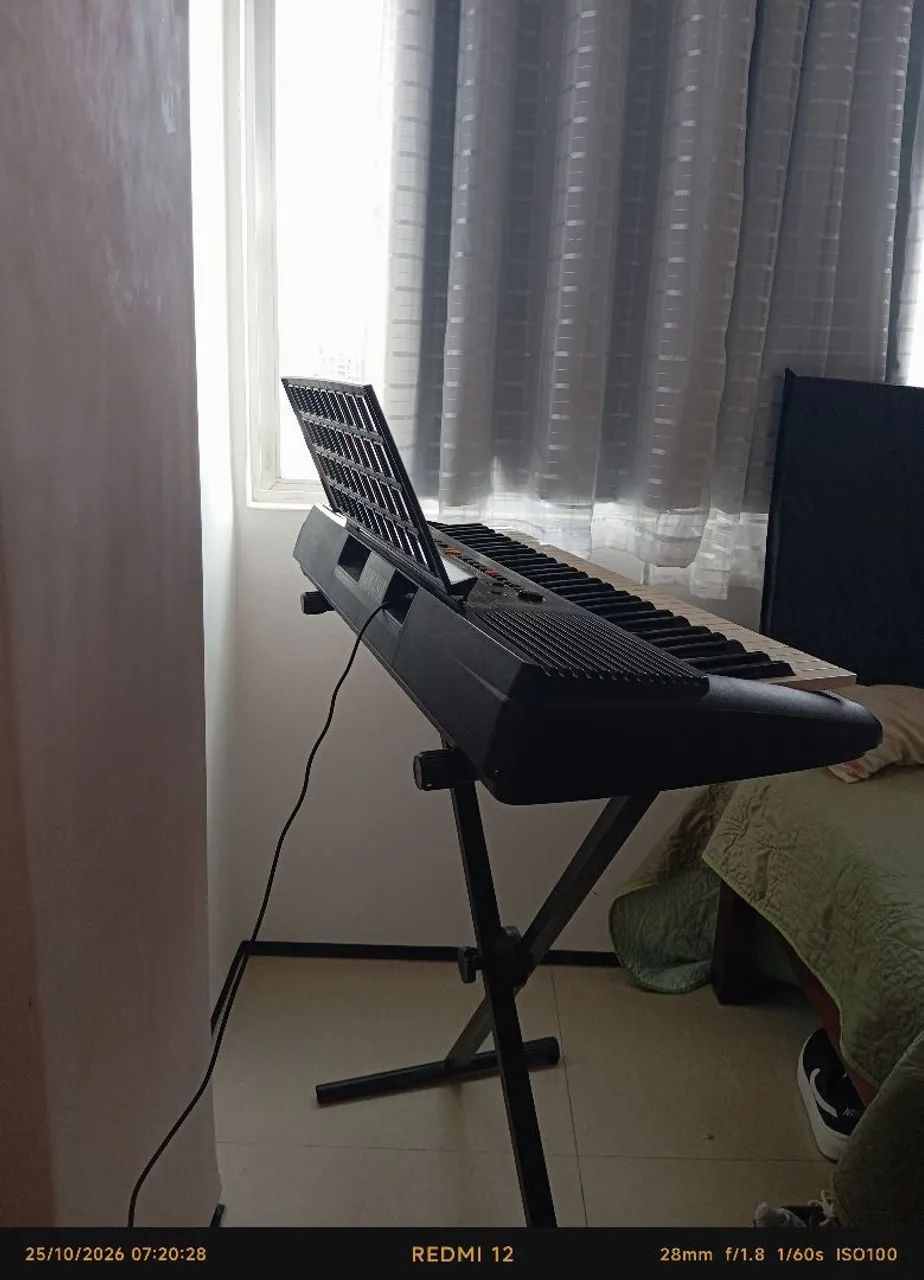 Teclados e pian - Foto 2