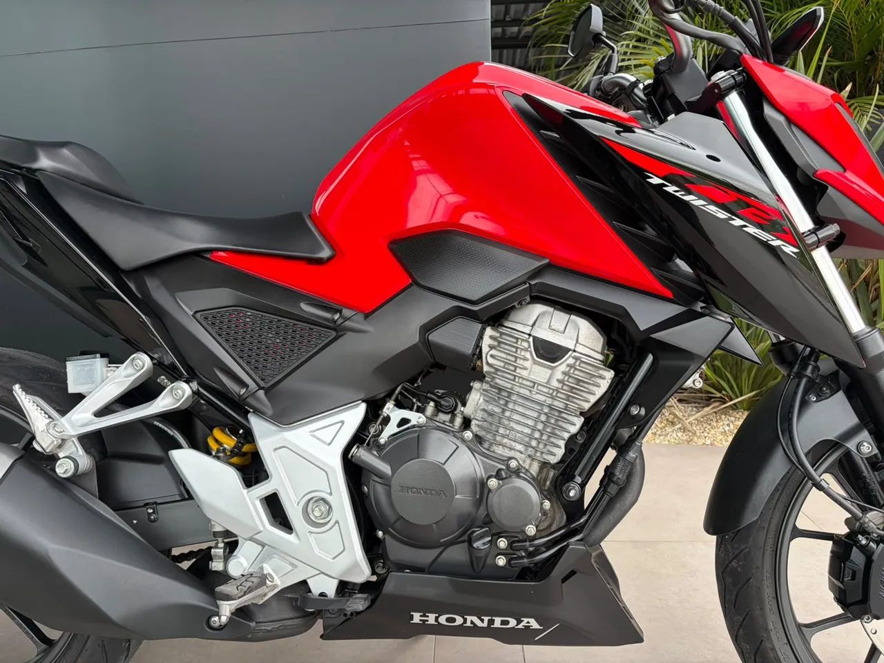 HONDA CB300F - Foto 4