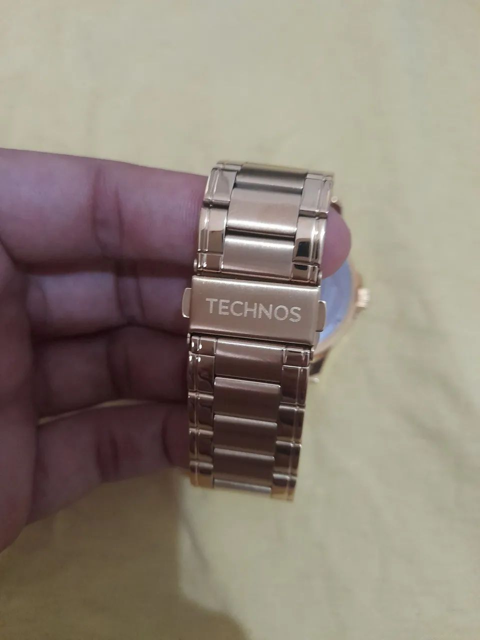 Relógio Technos Masculino Dourado - Foto 2