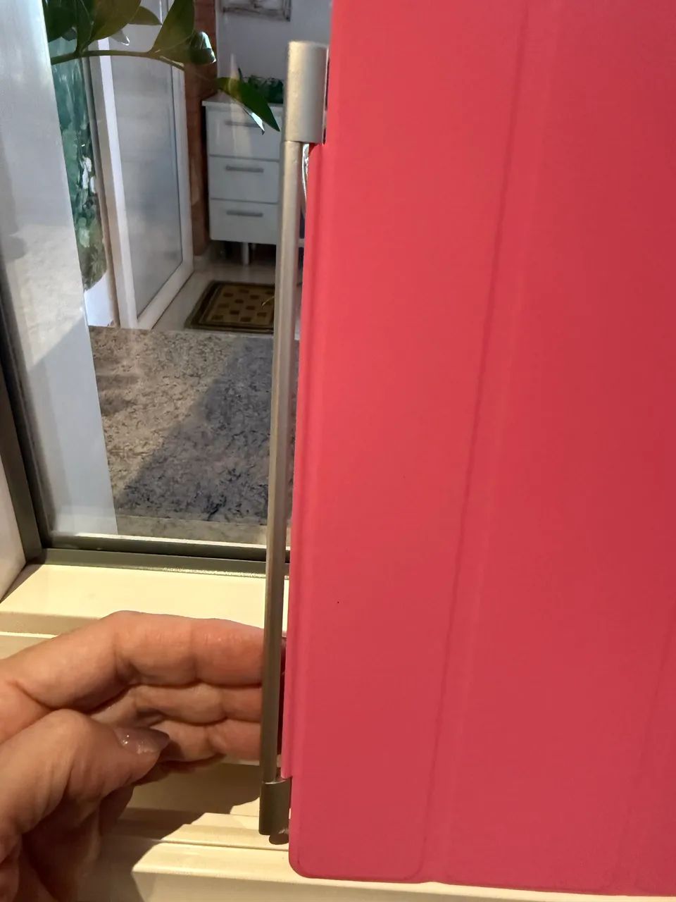 Capa Protetora de iPad Rosa Com Íma NOVA - Foto 4