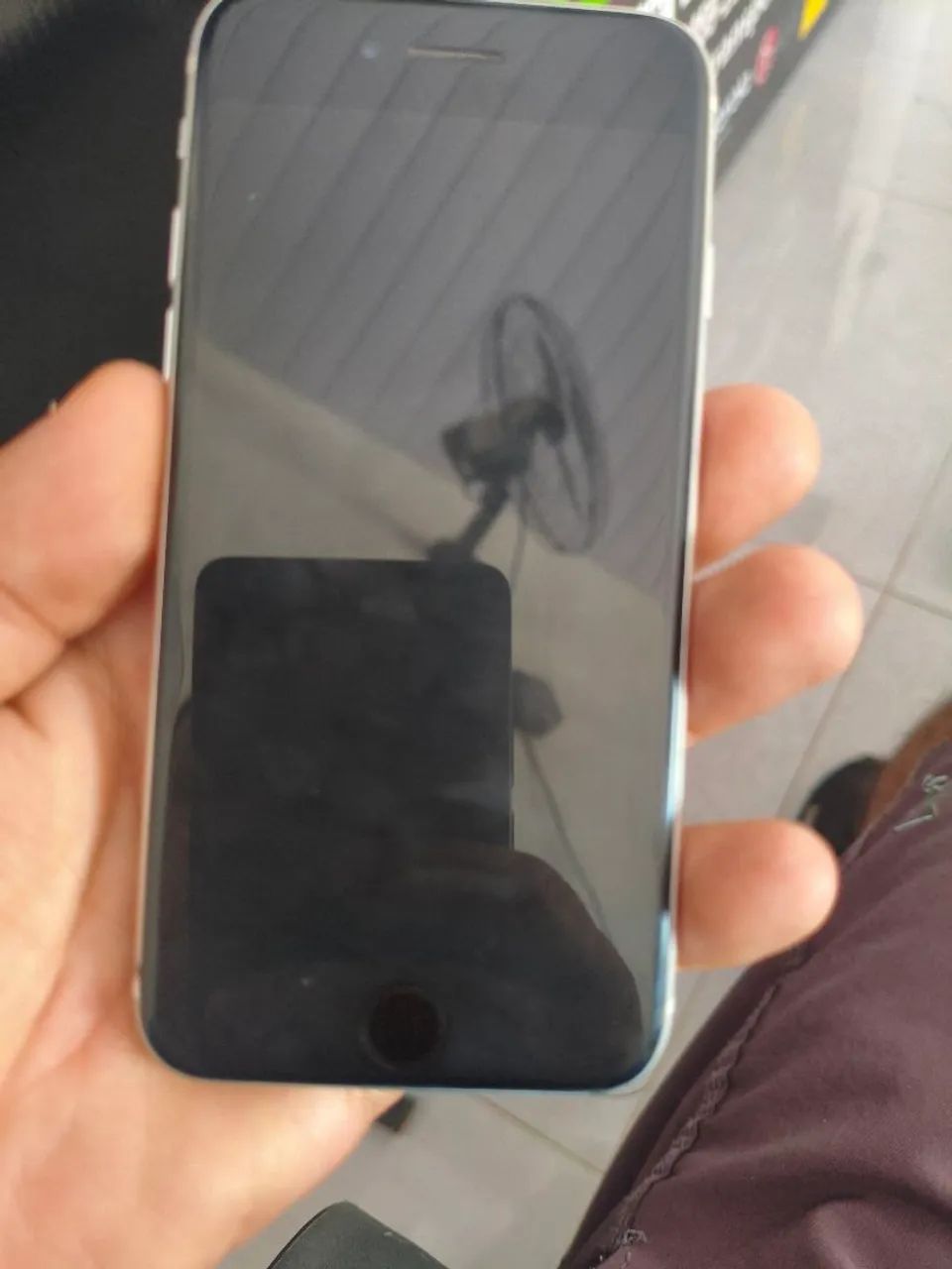 iPhone se 64 GB 