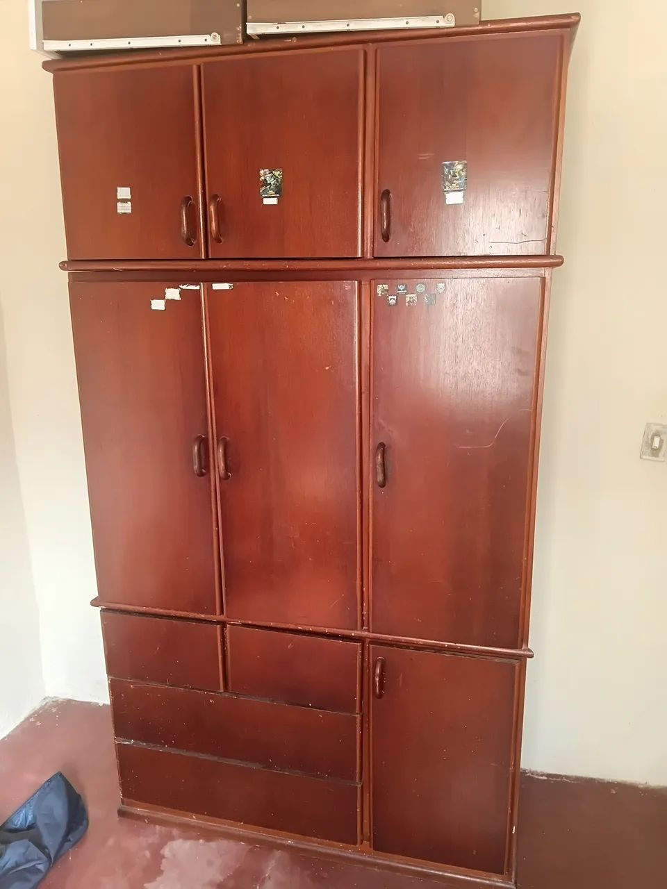 Guarda roupas solteiro 