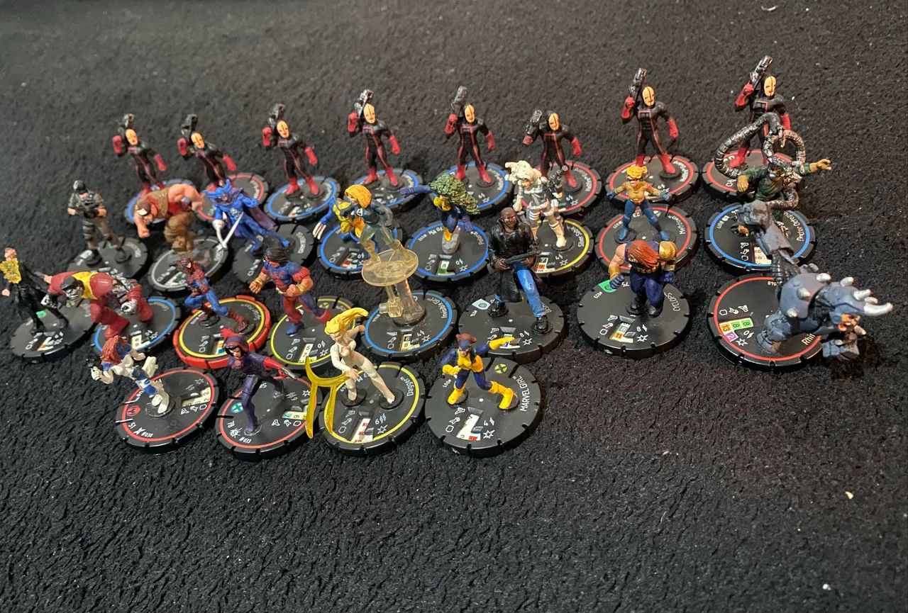 Lote Heroclix - Marvel - 28 Figuras