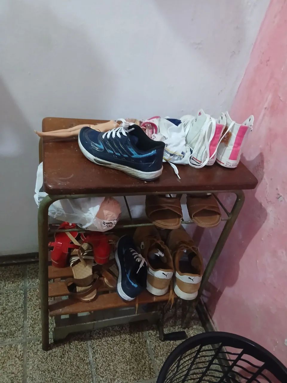 Vendo sapateira 