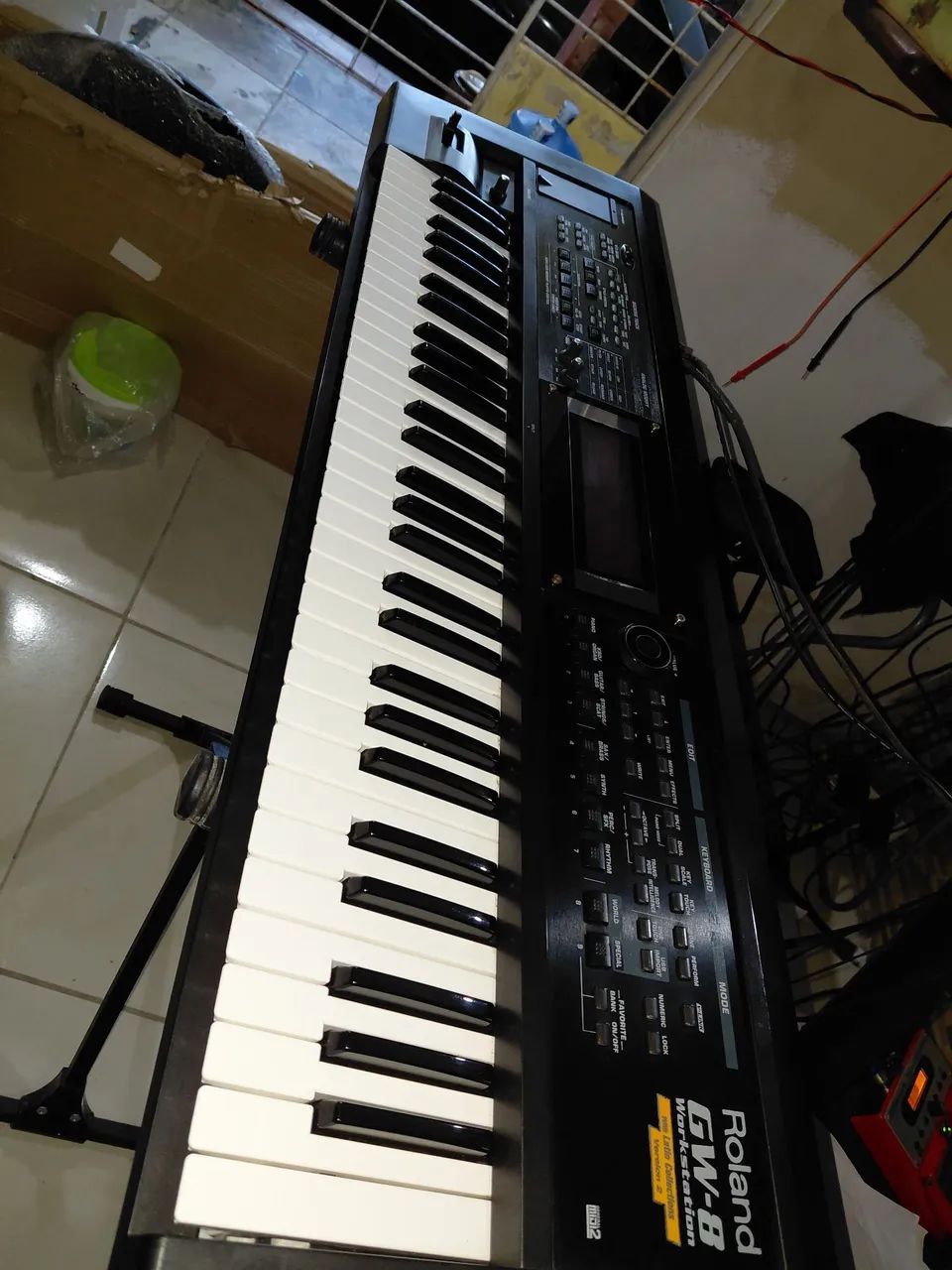 TECLADO ROLAND GW-8  - Foto 2