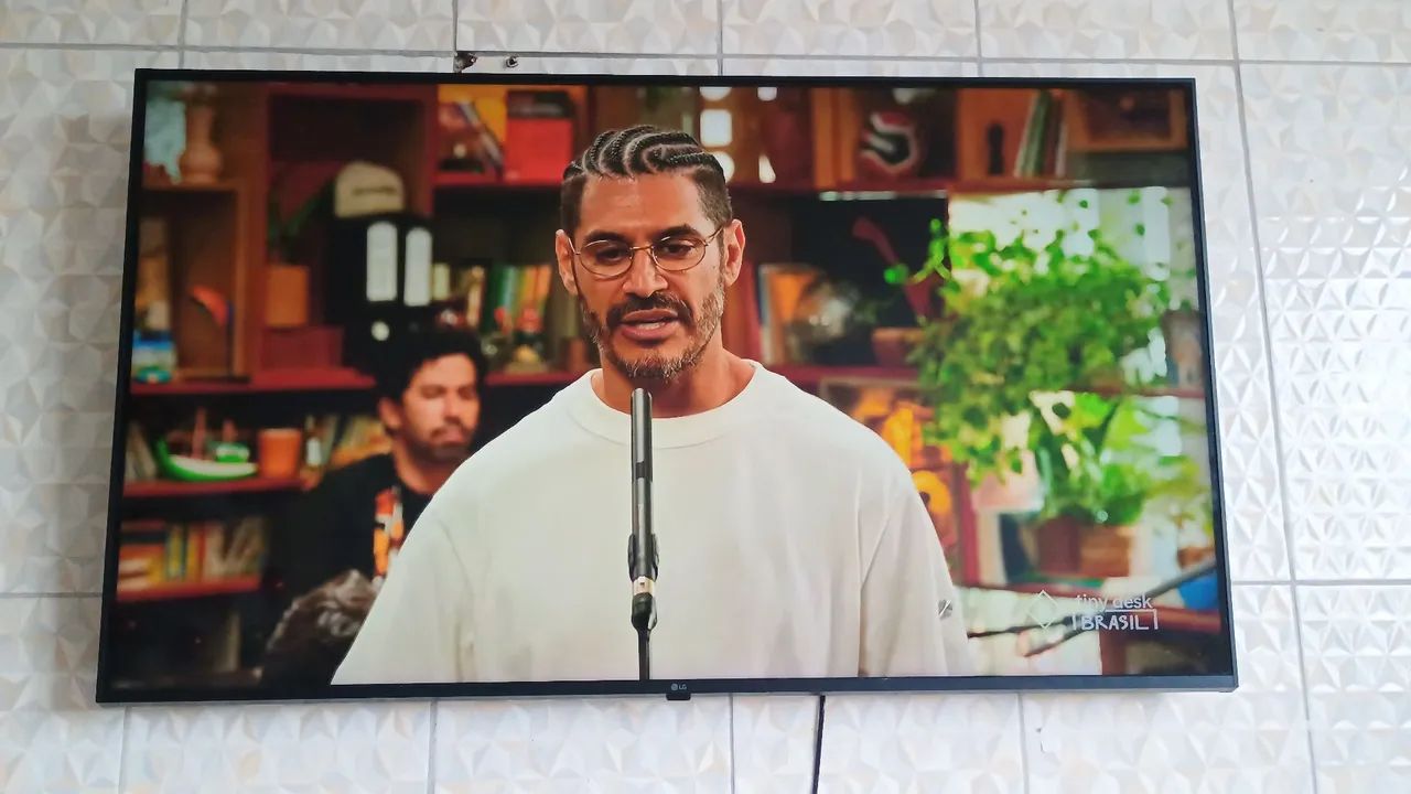 Tv LG 65 polegadas smart 4k Alexa comando de voz Bluetooth  - Foto 3