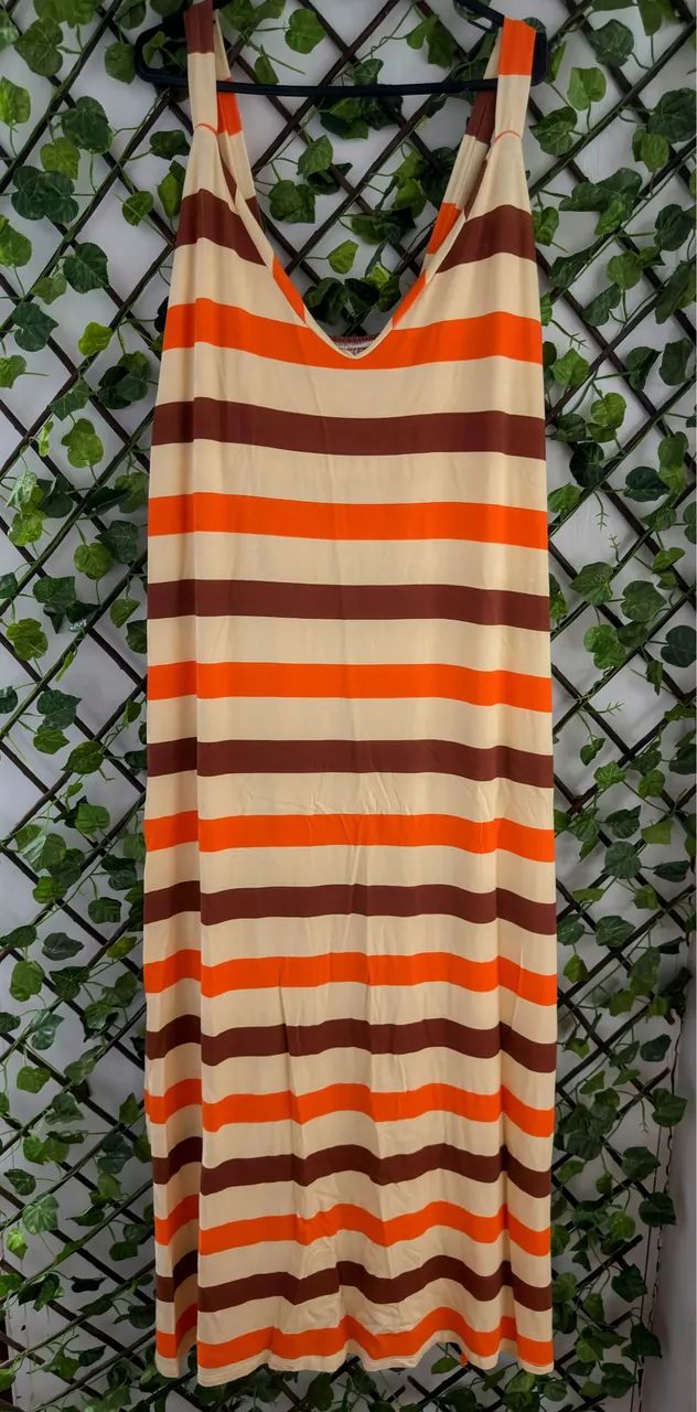 Vestido longo listrado
