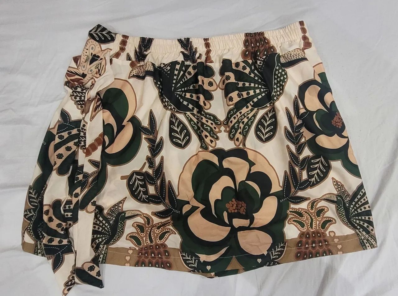 Conjunto de roupa croppet e short saia - Foto 5