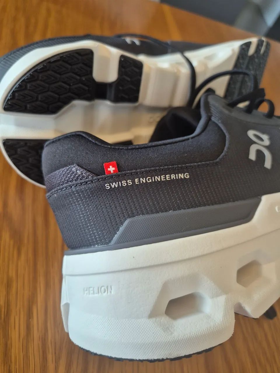 Tenis ON Cloudrunner 2 - Foto 3