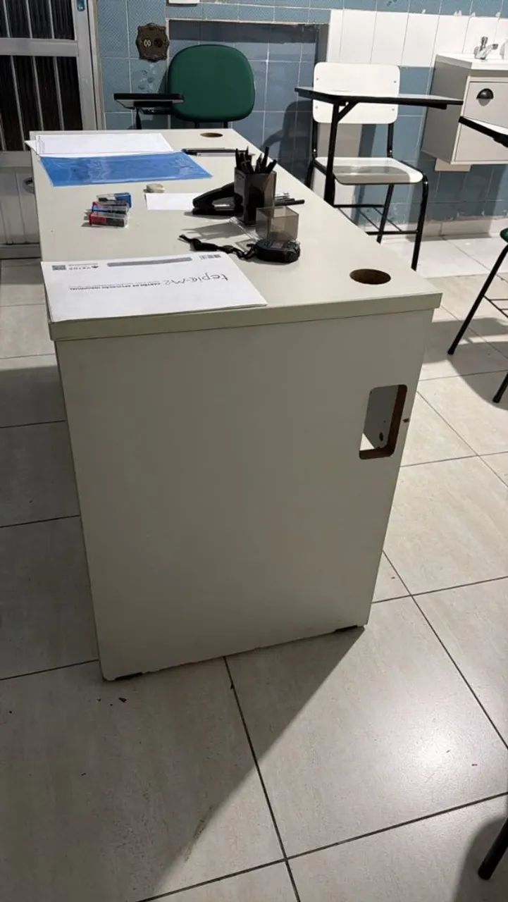 Mesa escritório 