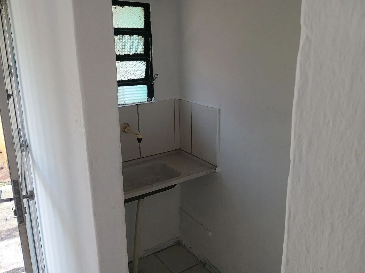 Alugo kitnet no Gramacho zap * - Foto 4