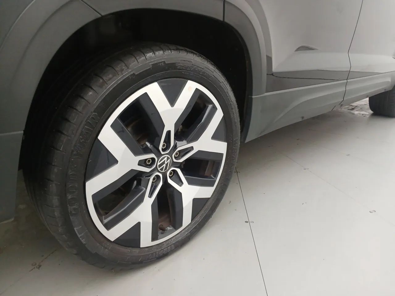 Volkswagen Taos Highline 1.4 250 TSI Flex Aut., foto 14 de 18