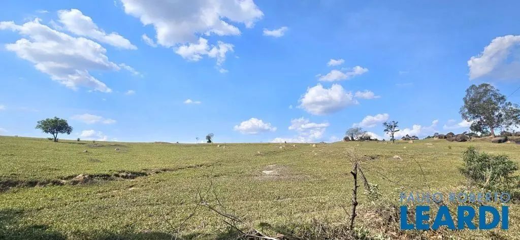 FAZENDA - PARQUE VALINHOS - SP - Foto 9