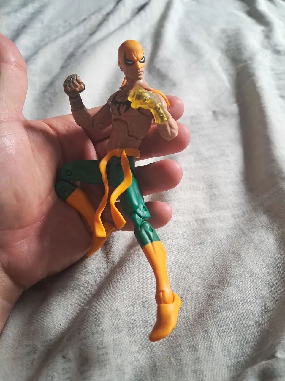 Punho de Ferro Marvel legends  - Foto 4