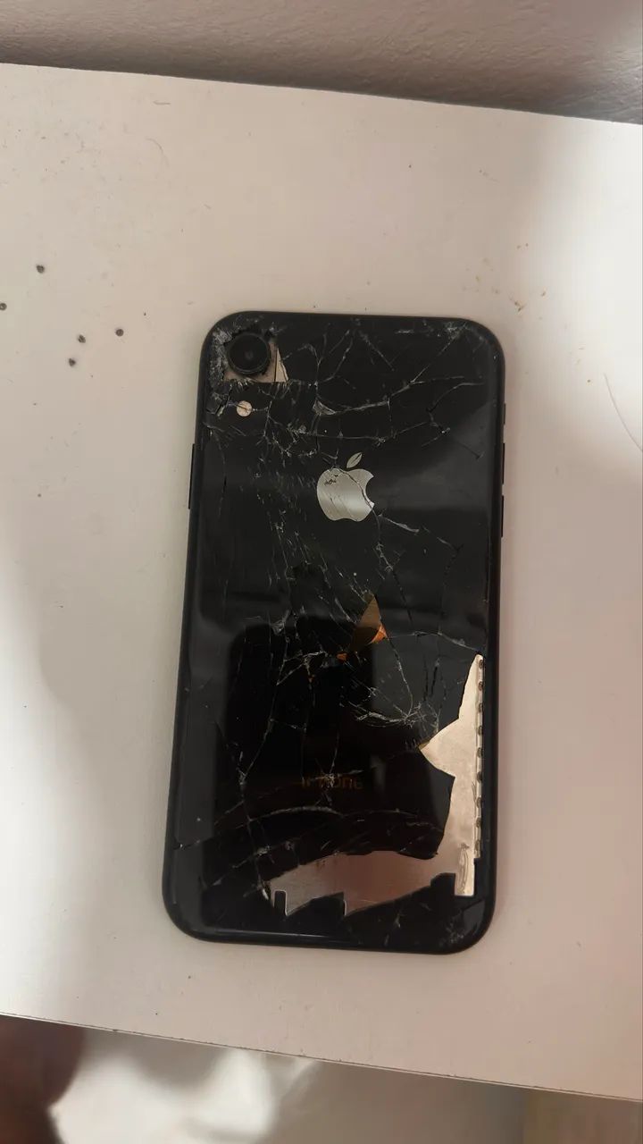 iPhone XR PARA RETIRADA DE PEÇAS - Foto 4