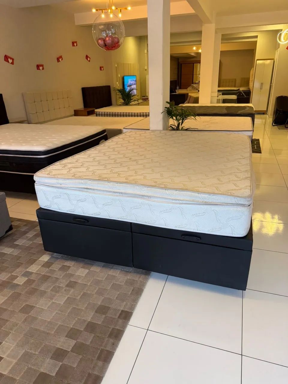 Cama box Queen COM BAÚ E COLCHÃO USADO - Entrego!  - Foto 5