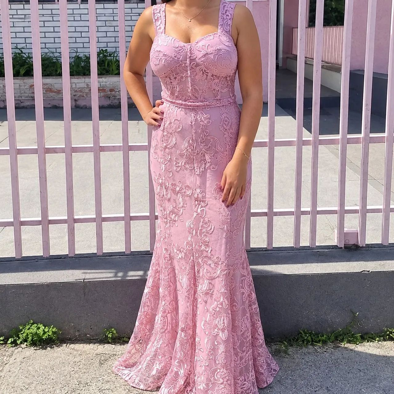 Vende se vestido de festa semi novo, usado uma vez.  - Foto 2