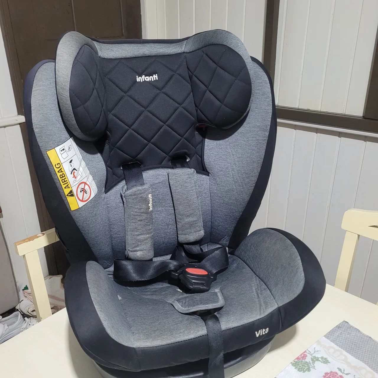 Cadeirinha auto reclinável até 36kg