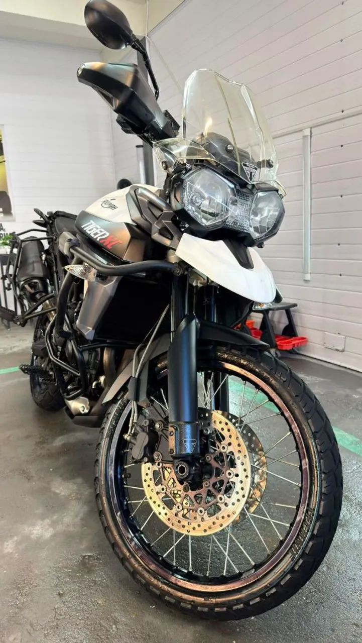 Triumph Tiger 800