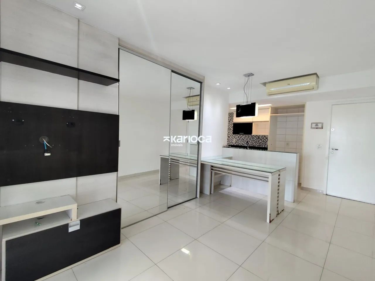 OPORTUNIDADE! APARTAMENTO BARRA SUNDAY 75M²