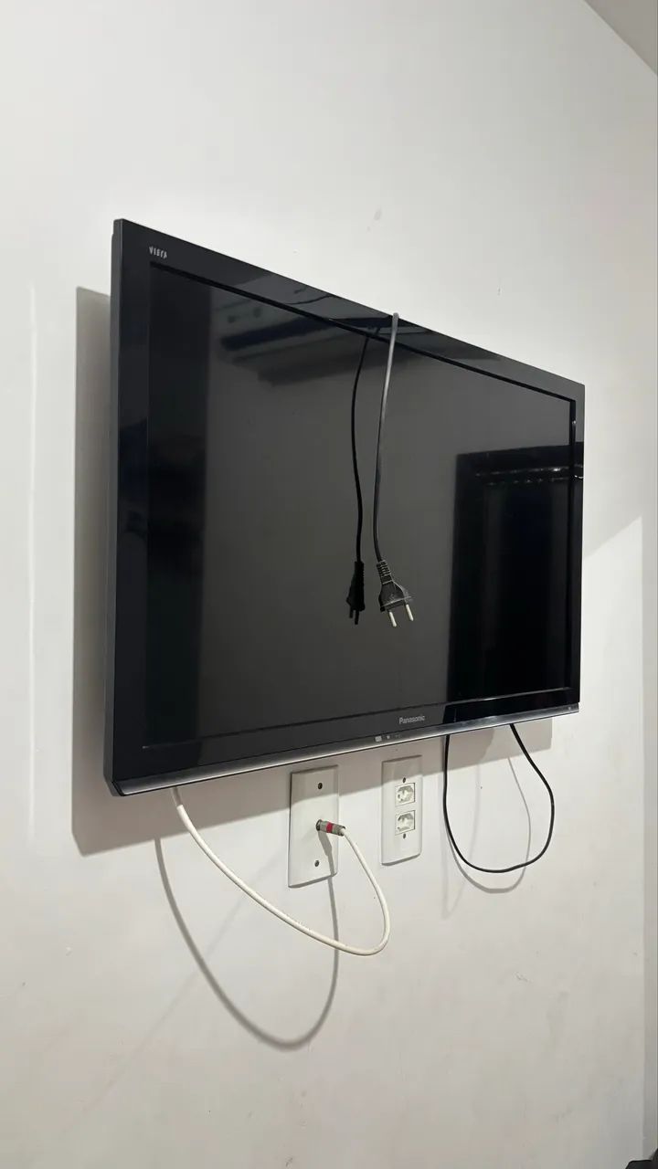 Vendo TV panasonic com defeito 