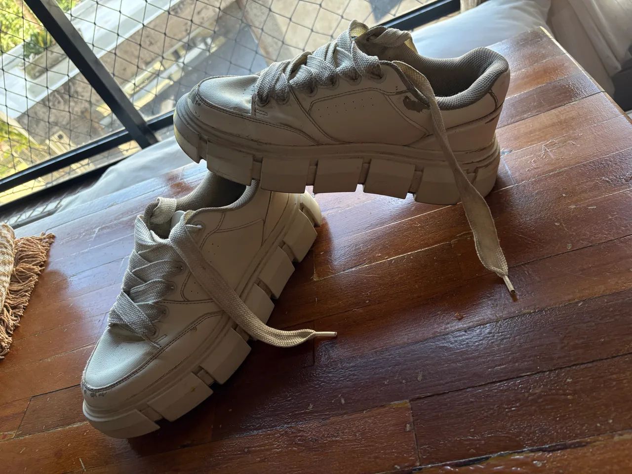 Tênis Zara original tamanho 42 - Foto 2