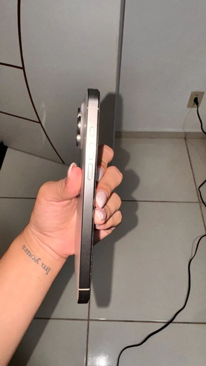 iPhone 15 Pro Max 256 - Foto 5