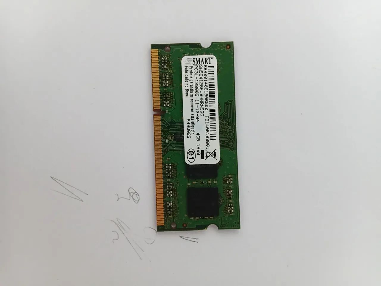 2 memórias Ram de 4gb