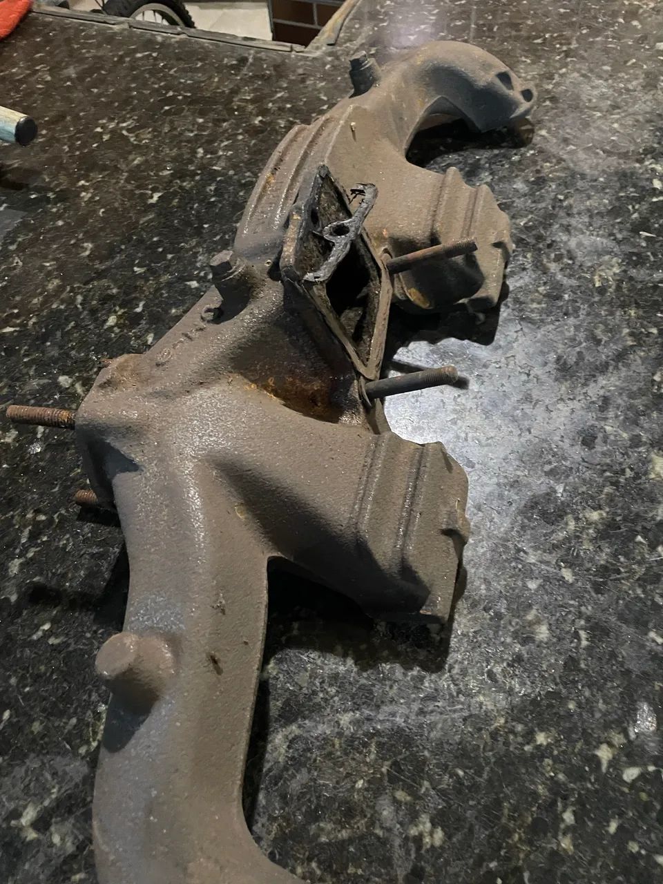 Coletor de admissão com Carburador e Cardan Opala 6cc - Peças para carros,  vans e utilitários - Setor Leste Vila Nova, Goiânia 1461109620 | OLX