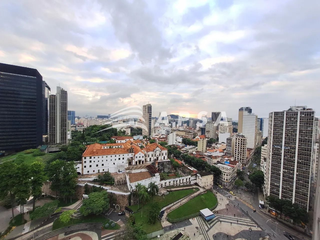 LOCAÇÃO COM 7 MESES DE ALUGUEL GRÁTIS* E ISENTO DO IPTU/2026! EXCELENTE OPORTUNIDADE NO ED