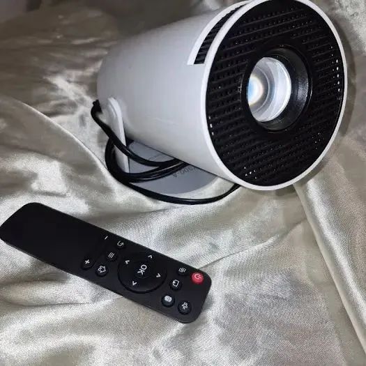 Projetor HY300