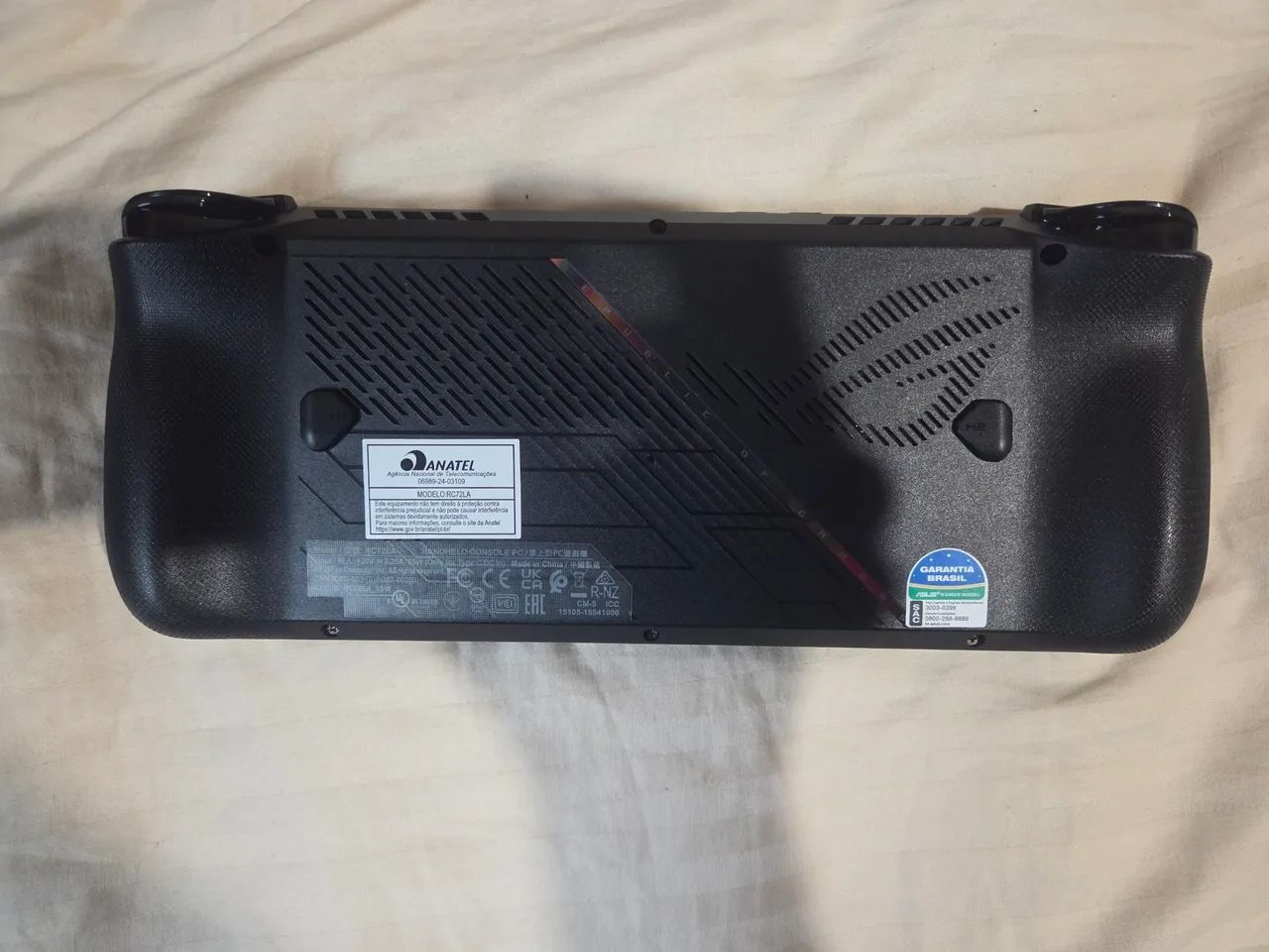 Asus Rog Ally X 1,8TB Z1 Extreme 24GB RAM - Foto 3
