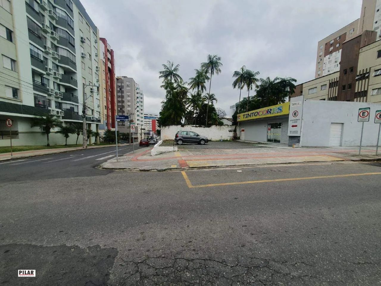 Sala comercial com 194m² para locação no Centro de Criciúma