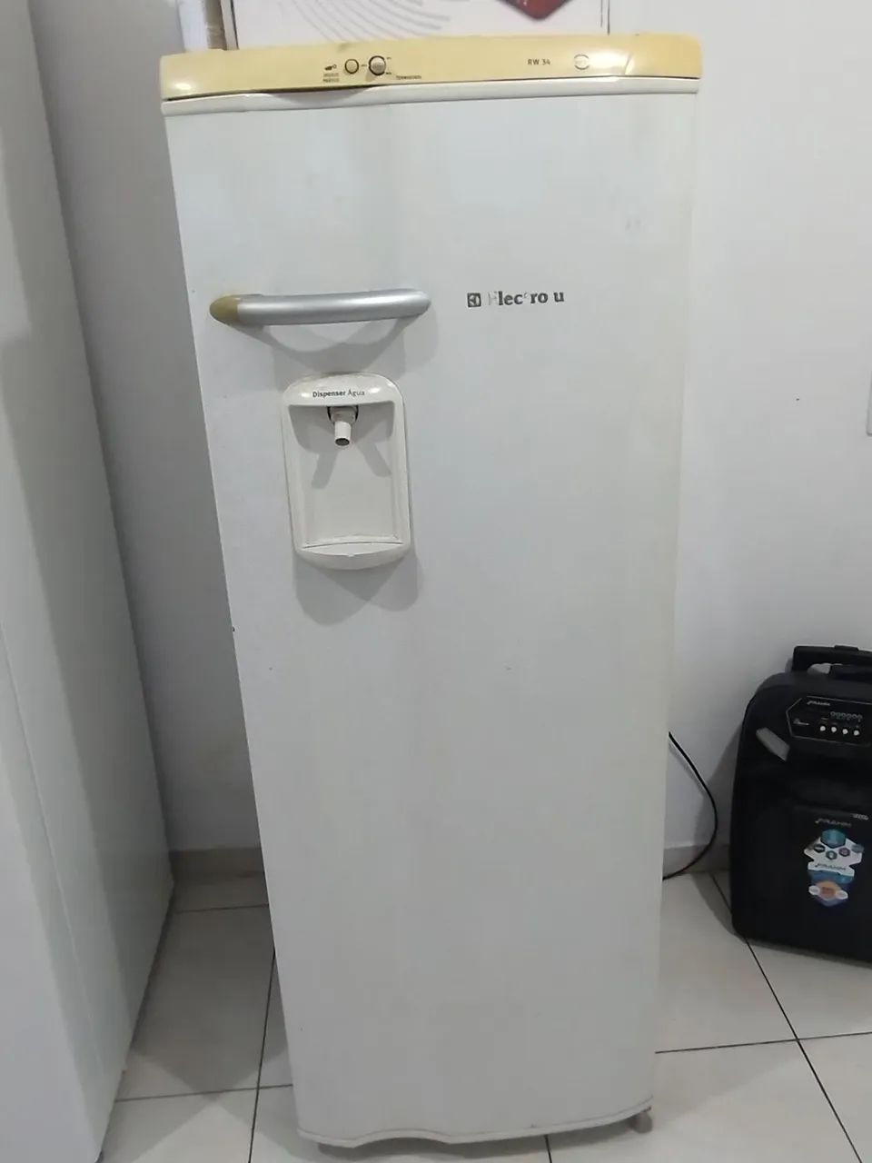 Geladeira Eletrolux uma porta 