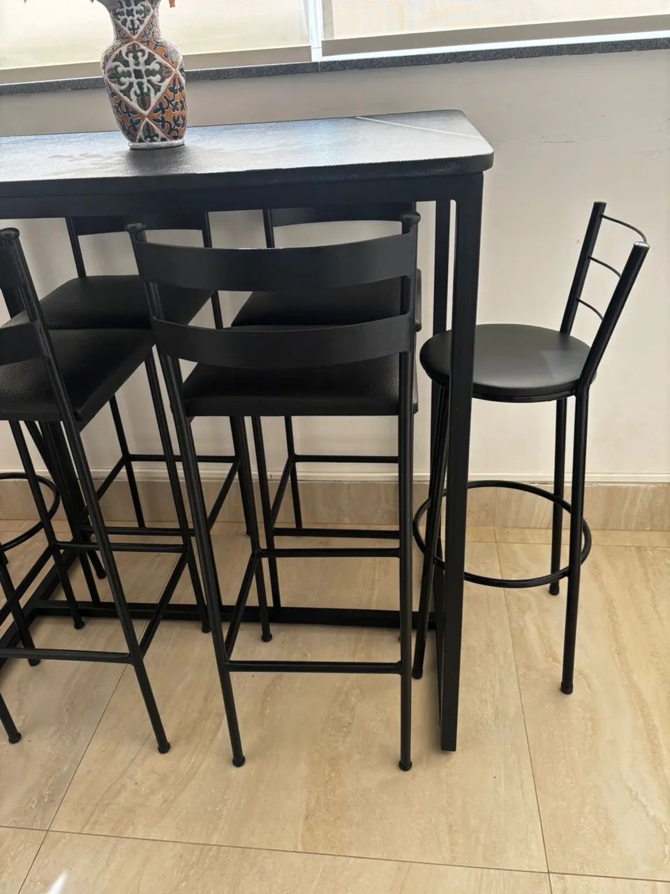 Conjunto de mesa e cadeiras  - Foto 2